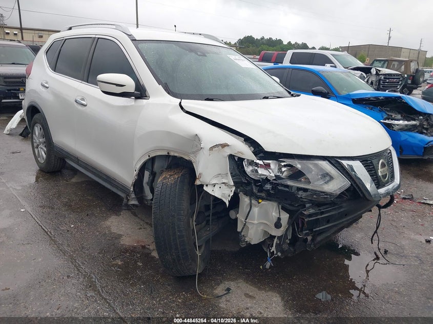 2020 NISSAN ROGUE SV FWD