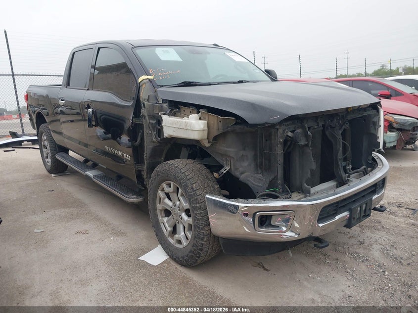 2017 NISSAN TITAN XD SV GAS