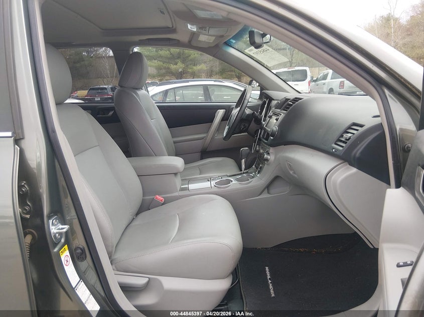 2013 Toyota Highlander Se V6
