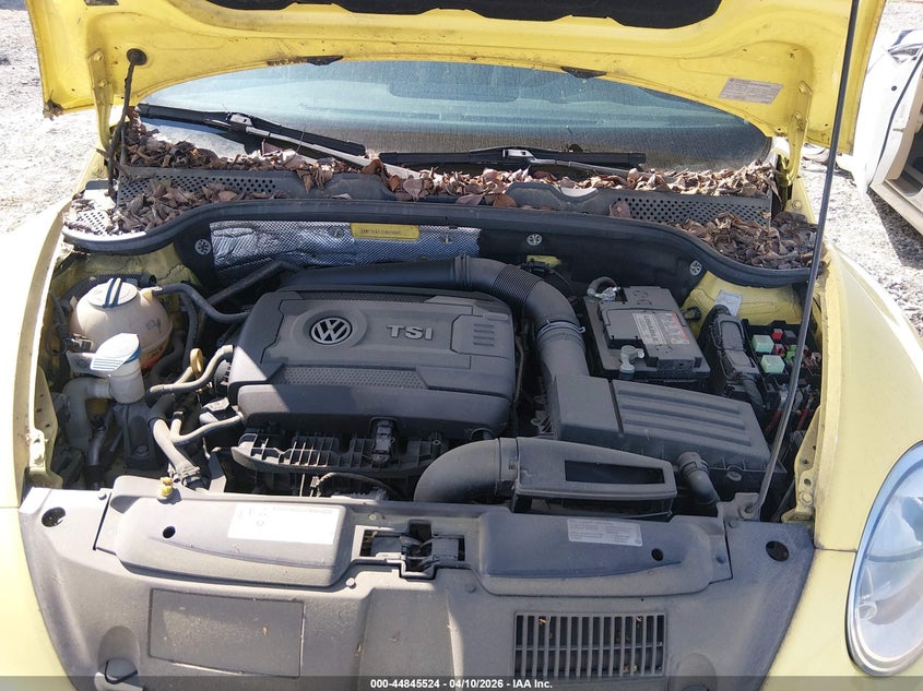 2015 Volkswagen Beetle 1.8T Fleet Edition VIN: 3VWF17AT7FM650665 Lot: 44845524