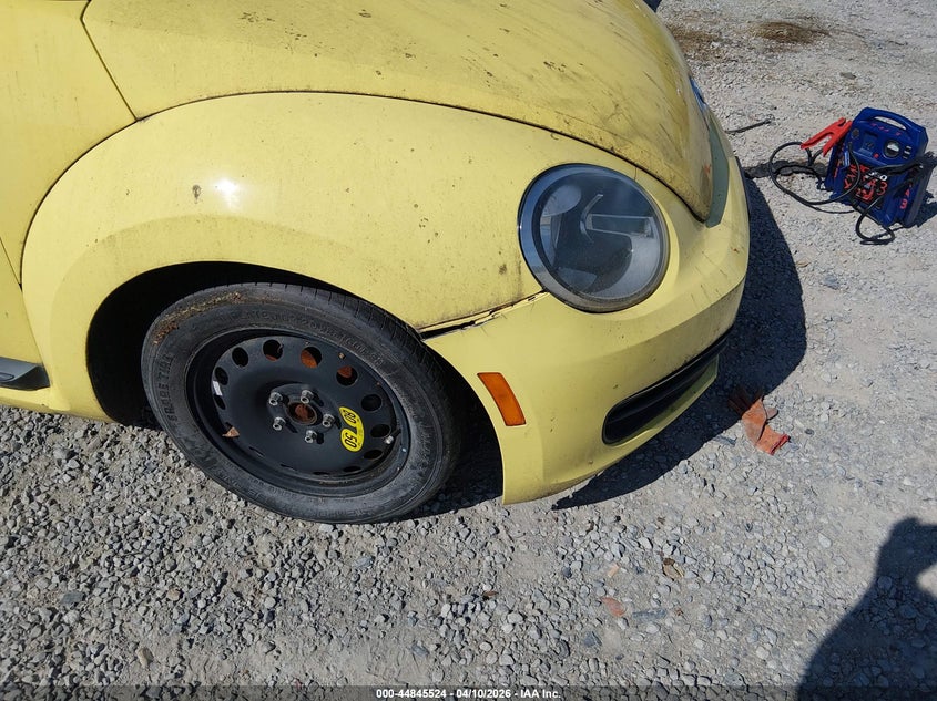 2015 Volkswagen Beetle 1.8T Fleet Edition VIN: 3VWF17AT7FM650665 Lot: 44845524