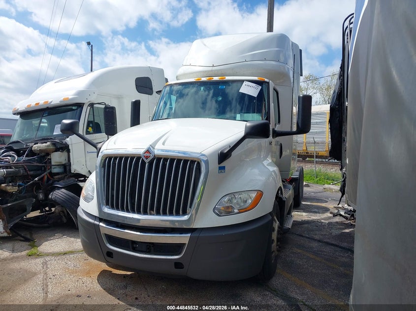 2019 INTERNATIONAL LT TRUCK N/A