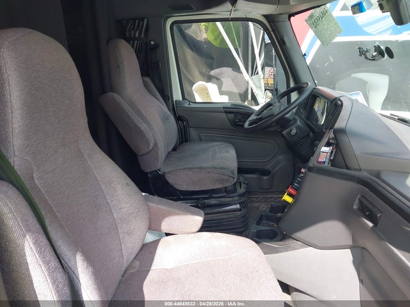 2019 INTERNATIONAL LT TRUCK N/A