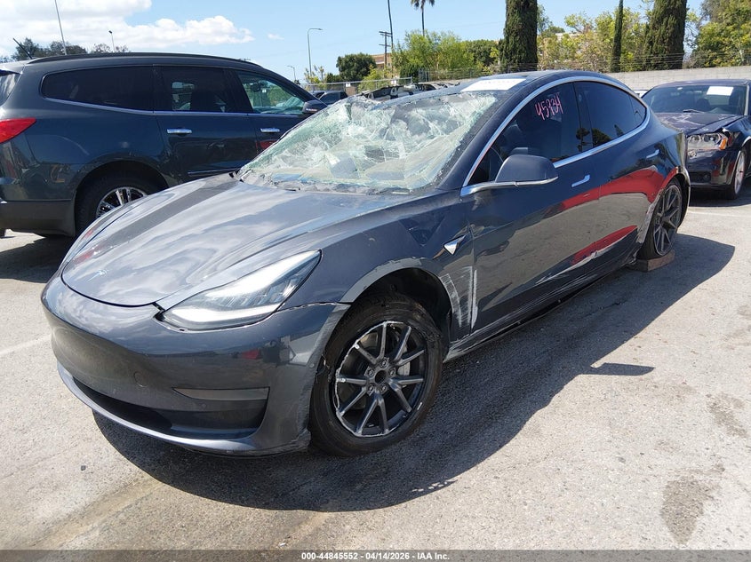 Vin: 5yj3e1ea8lf597183, lot: 45342859, tesla model 3 standard range plus rear-wheel drive/standard range rear-wheel drive 20202