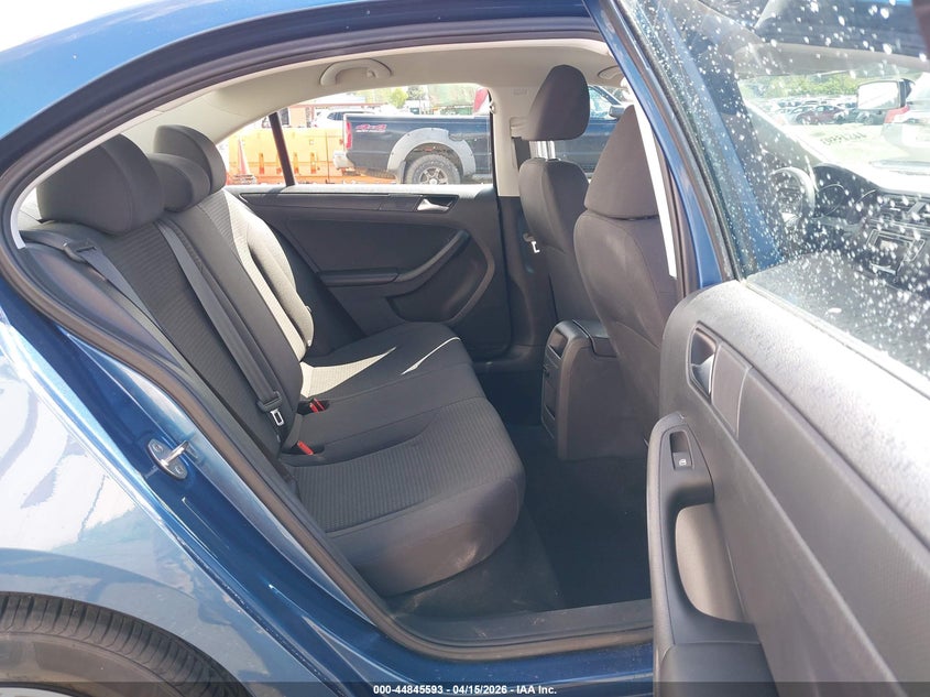 2016 Volkswagen Jetta 1.4T S VIN: 3VW267AJ5GM211514 Lot: 44845593