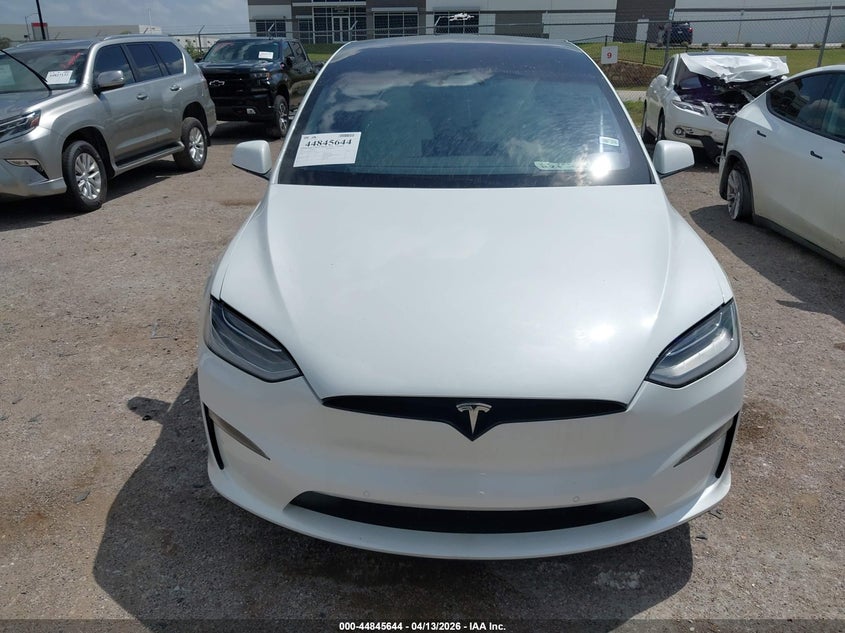 2022 Tesla Model X Plaid Tri Motor All-Wheel Drive VIN: 7SAXCBE68NF341768 Lot: 44845644