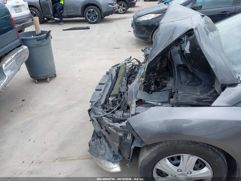 2013 Ford Focus S VIN: 1FADP3E23DL181940 Lot: 44845784