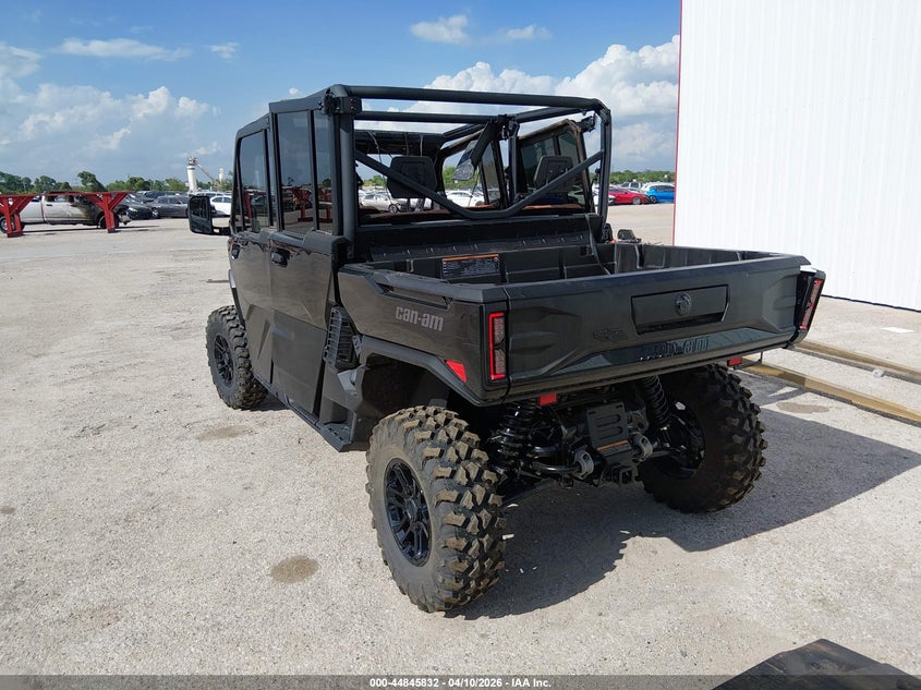 2026 CAN-AM/ BRP TRAXTER CAN-AM DEFENDER MAX 3