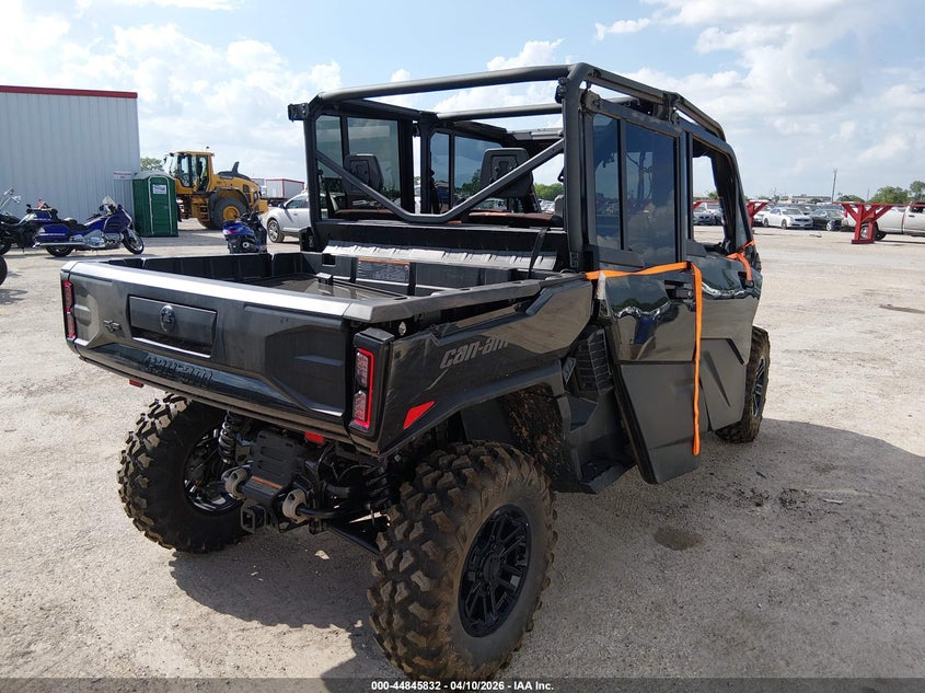 2026 CAN-AM/ BRP TRAXTER CAN-AM DEFENDER MAX 3
