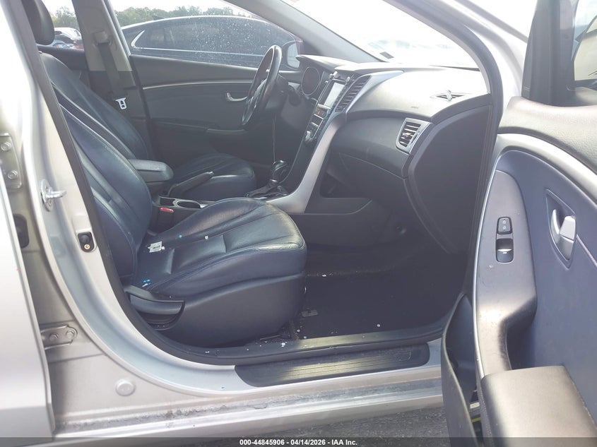 2013 Hyundai Elantra Gt Base W/Blue