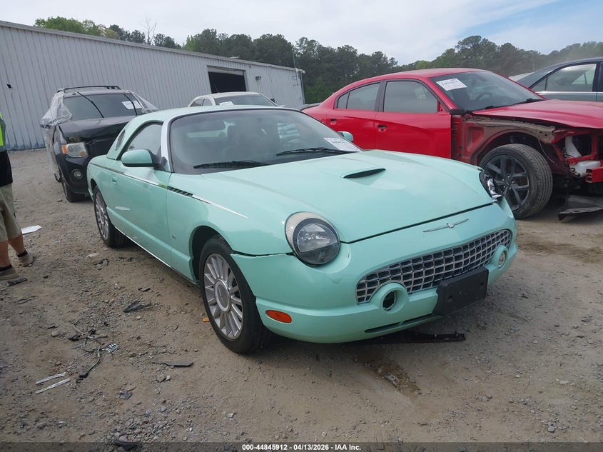 2004 Ford Thunderbird