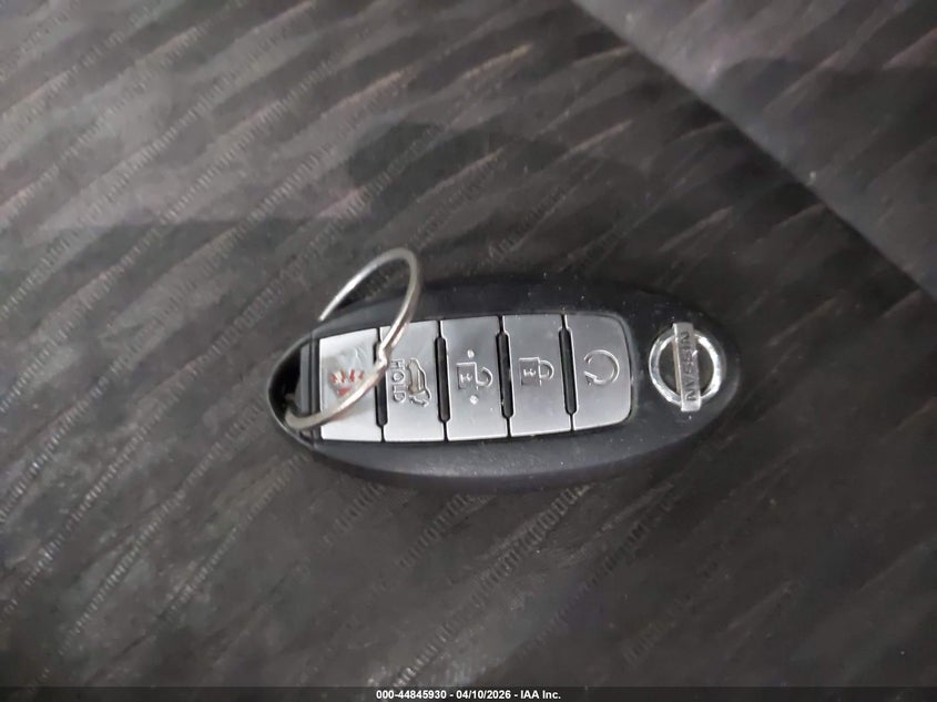 2017 Nissan Rogue Sv VIN: KNMAT2MV7HP520101 Lot: 44845930