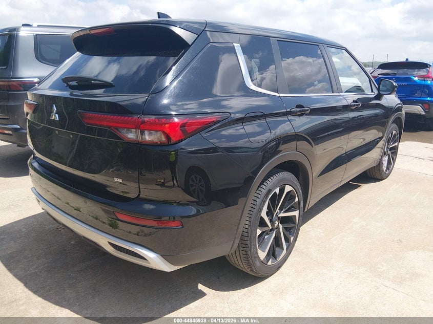 2024 Mitsubishi Outlander Se 2.5 2Wd/Se Black Edition S-Awc/Se Black Edition W/Pano Roof S-Awc