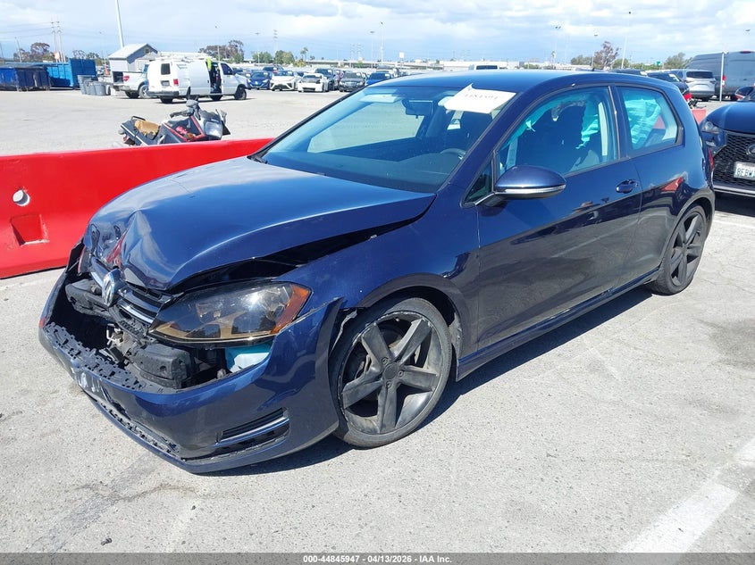 2016 Volkswagen Golf Tsi 2-Door