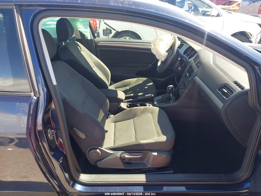 2016 Volkswagen Golf Tsi 2-Door