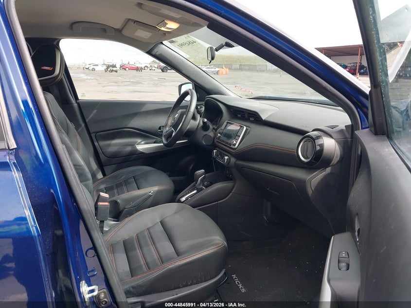 2018 Nissan Kicks Sr