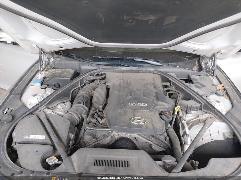 2015 Hyundai Genesis 3.8 VIN: KMHGN4JE9FU073754 Lot: 44846046