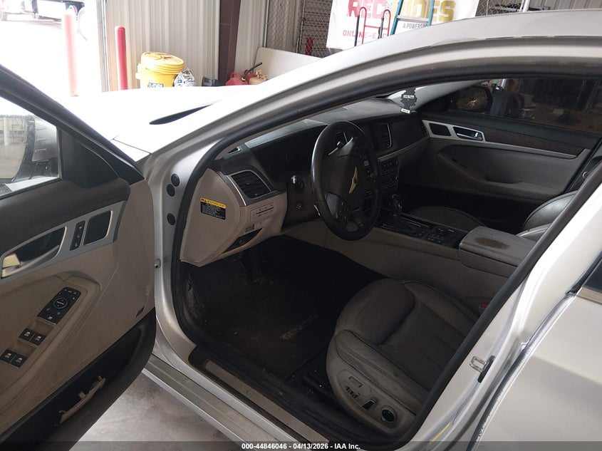 2015 Hyundai Genesis 3.8 VIN: KMHGN4JE9FU073754 Lot: 44846046