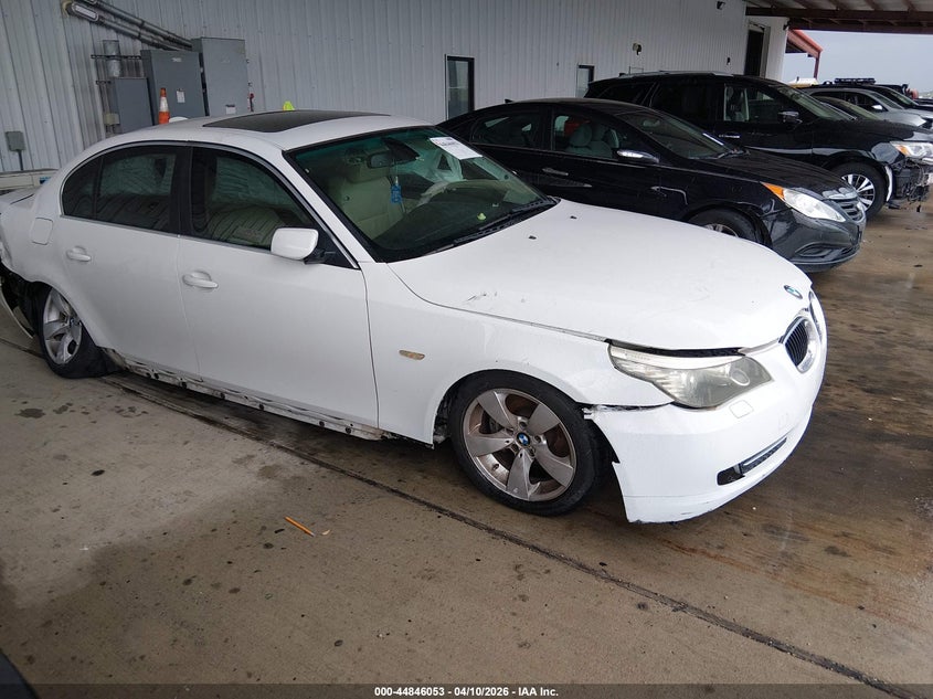 2008 BMW 528I VIN: WBANU53548C114721 Lot: 44846053