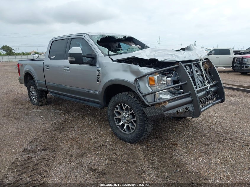 2022 FORD F-250 LARIAT