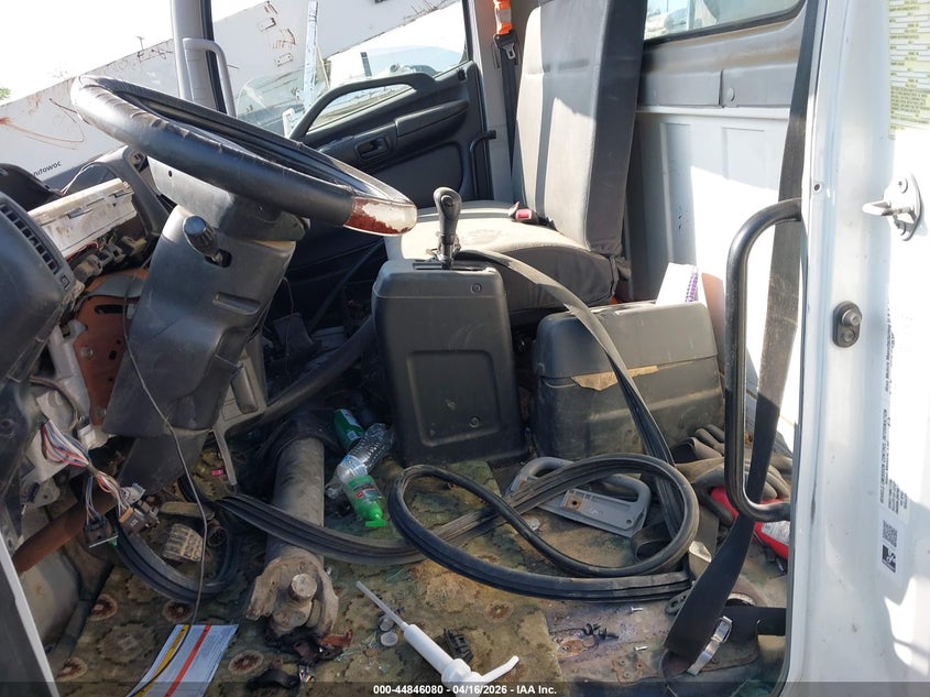 2020 HINO 258/268 auction photo 8