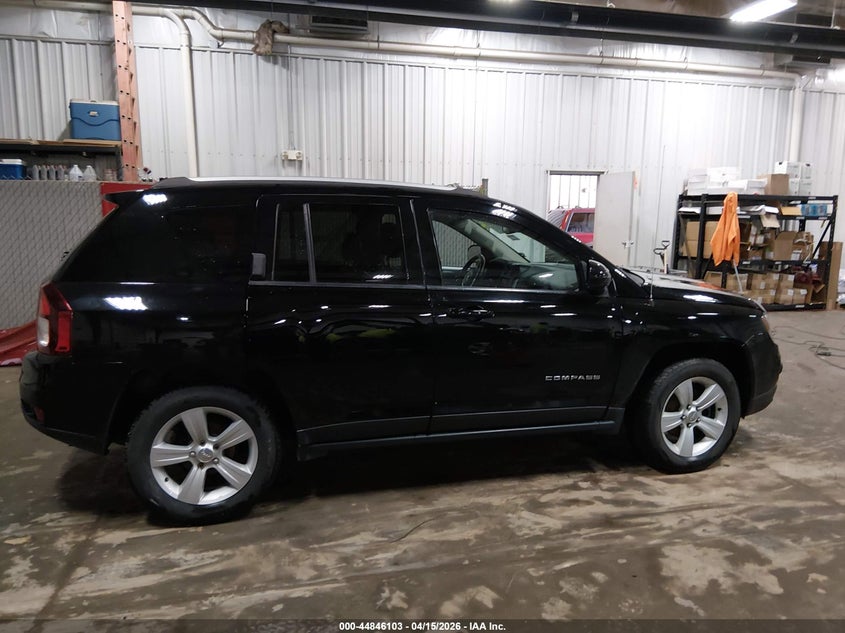 2017 Jeep Compass Latitude 4X4 VIN: 1C4NJDEB8HD205218 Lot: 44846103