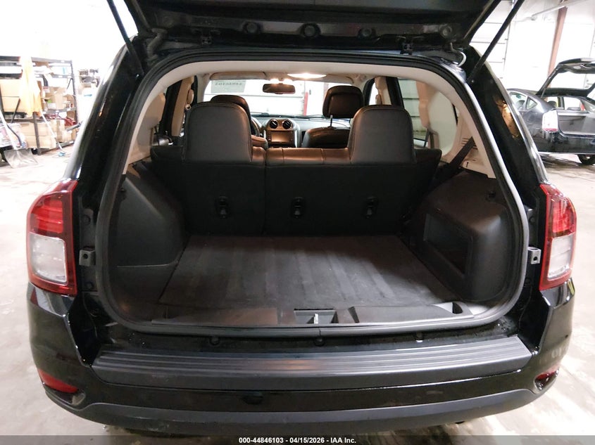 2017 Jeep Compass Latitude 4X4 VIN: 1C4NJDEB8HD205218 Lot: 44846103