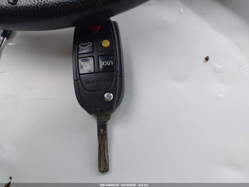 2009 Volvo S60 2.5T/2.5T Special Edition VIN: YV1RS592492728077 Lot: 44846129