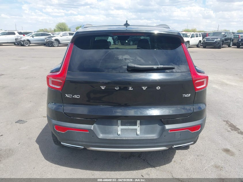 2019 Volvo Xc40 T4 Inscription VIN: YV4AC2HL3K2118876 Lot: 44846133