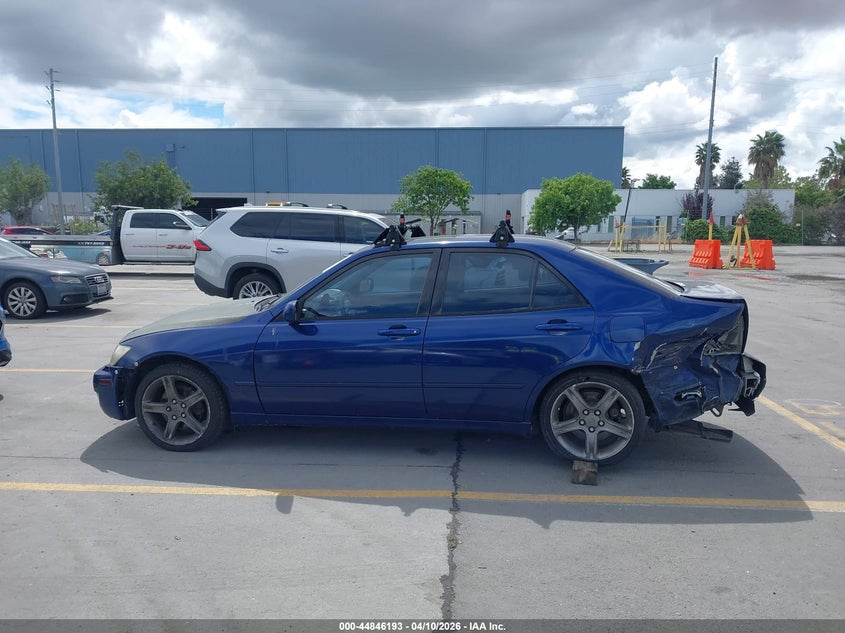2001 Lexus Is 300 VIN: JTHBD182410023967 Lot: 44846193