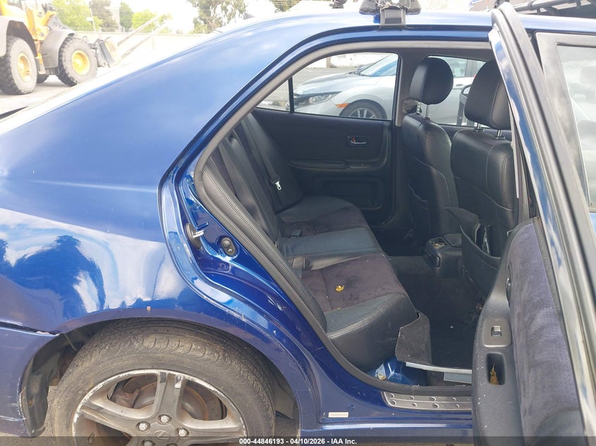 2001 Lexus Is 300 VIN: JTHBD182410023967 Lot: 44846193