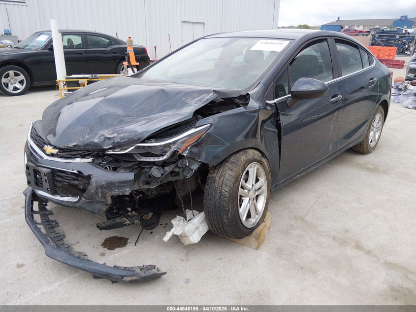 2017 Chevrolet Cruze Lt Auto 1G1BE5SMXH7237548 photo 1