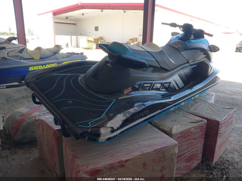 2024 YAMAHA WAVERUNNER auction photo 4