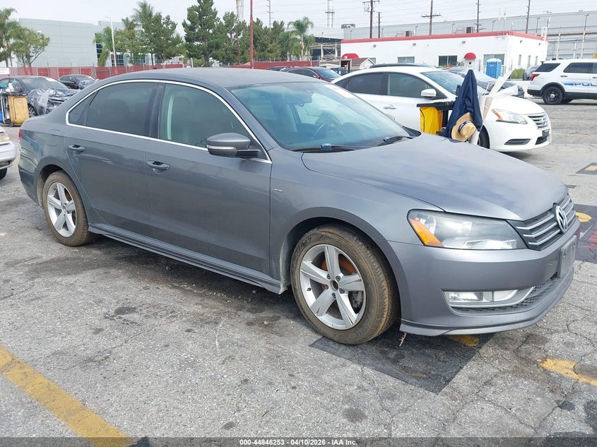 2015 Volkswagen Passat 1.8T Limited Edition