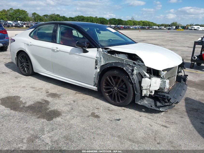 2021 TOYOTA CAMRY XSE AWD
