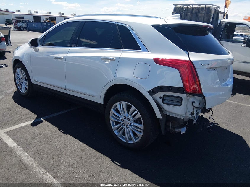Vin: 1gykncrs5hz324160, lot: 45343781, cadillac xt5 premium luxury 20173