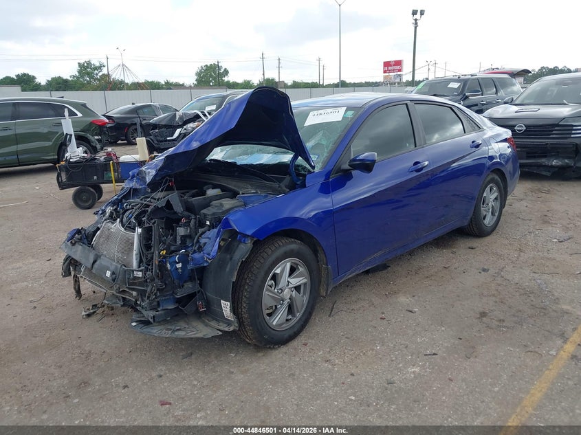 2024 Hyundai Elantra Se KMHLL4DG0RU750261 photo 1