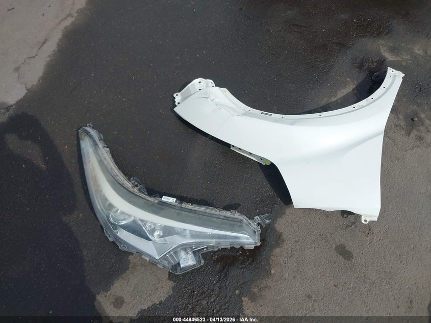 2018 Toyota C-Hr Xle Premium VIN: NMTKHMBXXJR033944 Lot: 44846523