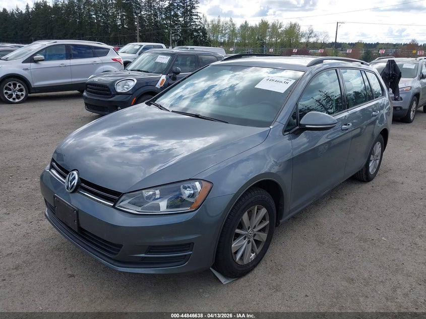 2016 Volkswagen Golf Sportwagen Tsi S 4-Door