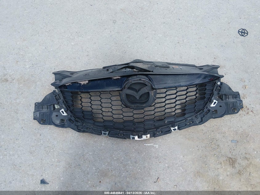 JM3KE4DY7E0376131 2014 Mazda Cx-5 2.5 Cx-5 Grand Touring black