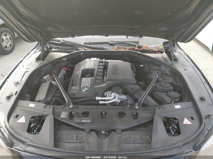 2011 BMW 740I VIN: WBAKA4C55BC613122 Lot: 44846667