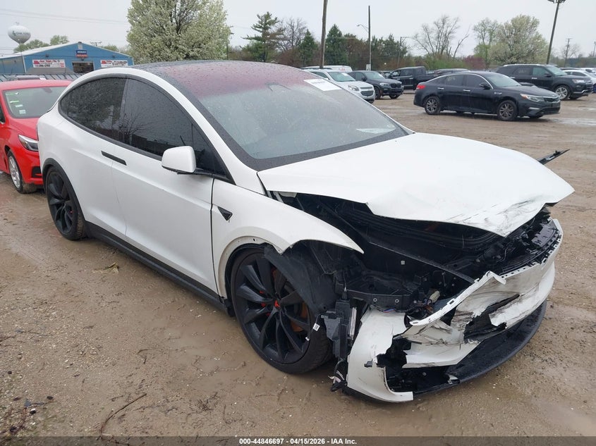 TESLA MODEL X 2018. Lot# 44846697. VIN 5YJXCBE40JF093005. Photo 1