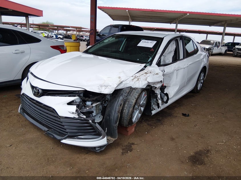 2022 Toyota Camry Le