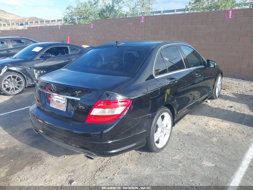 2010 Mercedes-Benz C 300 Sport
