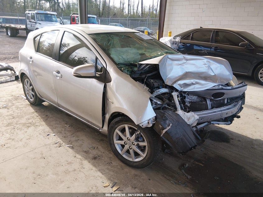 2013 Toyota Prius C Four
