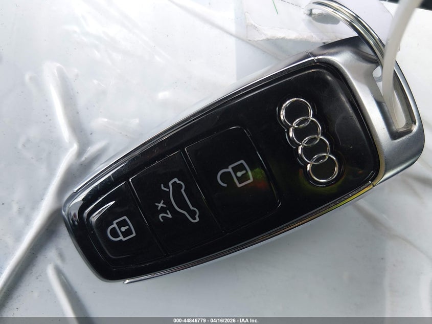 2024 Audi Q8 E-Tron Premium Plus Quattro VIN: WA15AAGE6RB057387 Lot: 44846779