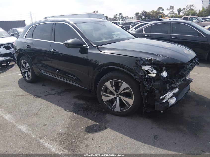 2024 AUDI Q8 E-TRON PREMIUM PLUS QUATTRO