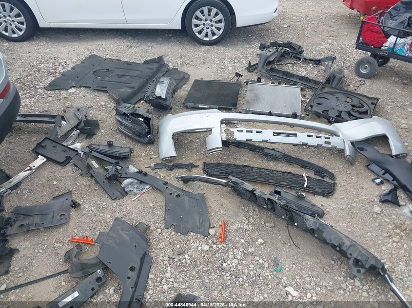 2022 Jeep Grand Cherokee L Limited 4X2 VIN: 1C4RJJBG8N8616462 Lot: 44846944