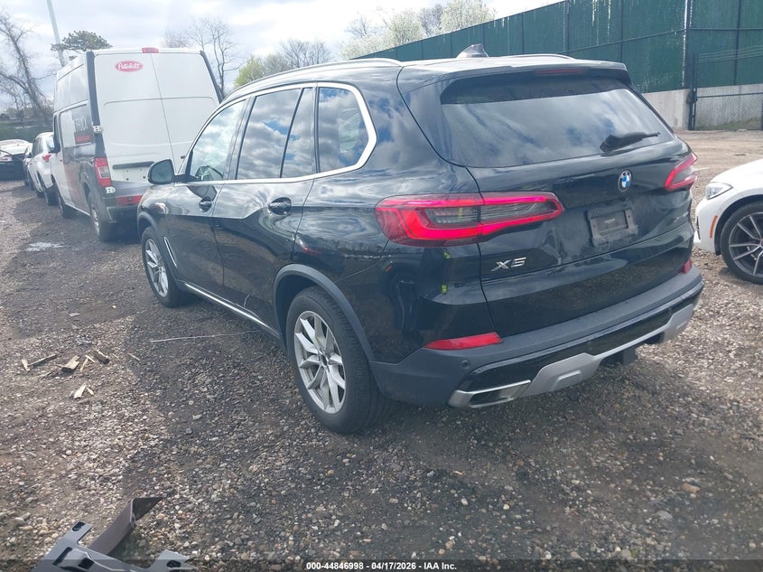 2019 BMW X5 xDrive40I