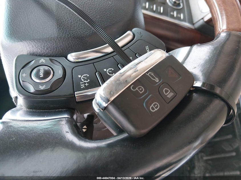 2011 Land Rover Range Rover Hse VIN: SALMF1D40BA333694 Lot: 44847004